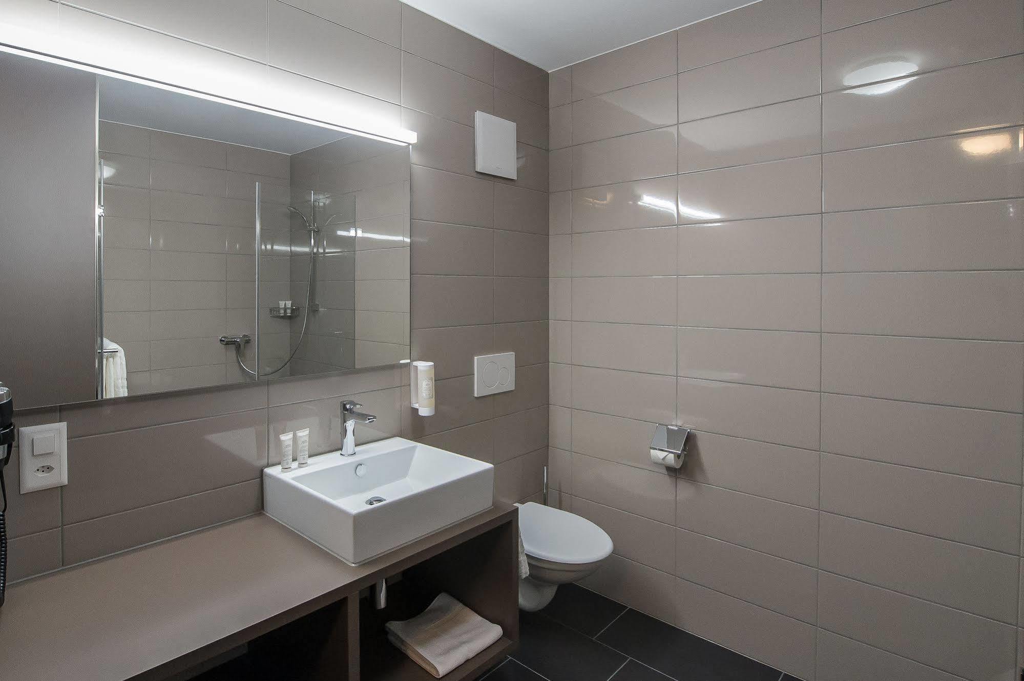 Aparthotel באדן מראה חיצוני תמונה